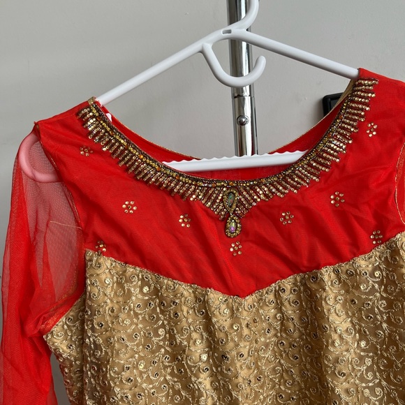 Red orange Indian Pakistani Punjabi suit - Picture 3 of 4